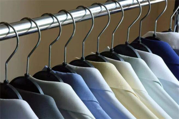 蘭托安干洗 專業護理與個人衛生用品一站式服務